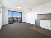 Fantastic apartment in the heart of Carnegie