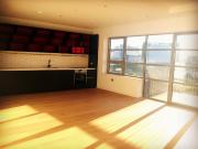 Fantastic centrally located 2 bedroom flat