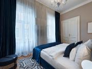 Fantastic old town house apartment in the heart of...