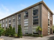 FANTASTIC ONE BEDROOM APARTMENT IN A GREAT LOCATION FANTASTIC ONE BEDROOM APARTMENT IN A GREAT LOCATION