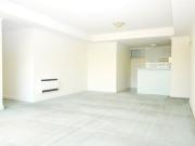 Fantastic unfurnished 3 bedroom in City Gate