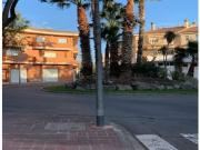 FANTÁSTICA CASA ADOSADA EN CAMBRILS