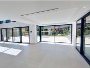 FANTASTICA CASA INDEPENDIENTE EN LA MANZANA DE ORO DE...