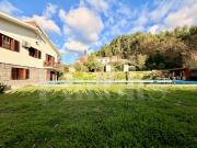 Fantástica Morada T5 Isolada com Piscina em Lourosa Vale...