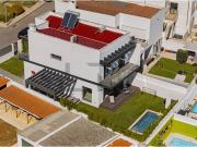 Fantástica Moradia Isolada Moderna T3 com Piscina...