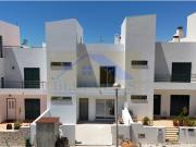 Fantástica Moradia Nova V3 Fuzeta Acabamentos de Qualidade