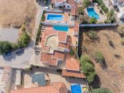 Fantástica Moradia Renovada nos Salgados com Piscina,...