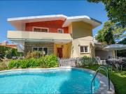 Moradia T4 para arrendar com jardim e piscina no centro...