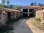 Fantástica Propriedade Central à Margem do Rio Fantástica Propriedade Central à Margem do Rio