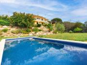 FANTÁSTICA VILLA CON BONITAS VISTAS AL MAR Y AL PUEBLO...