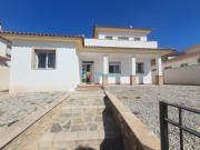 Fantástica villa de 4 dormitorios y 3 baños con garaje...