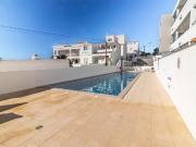 Fantástico apartamento mobilado de 2 quartos com terraço...