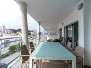 Fantástico Apartamento T2 com licença AL inserido num...