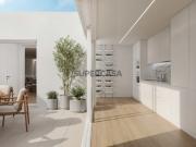 Fantástico apartamento T2 com pátio, 1 lugar de garagem...