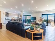 Fantástico apartamento T3 com áreas amplas, um terraço... Fantástico apartamento T3 com áreas amplas, um terraço...