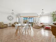 Fantástico Apartamento T3 Para Arrendamento em...