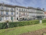 Fantástico apartamento T4 com vistas rio para arrendamento