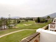 ¡FANTASTICO ÁTICO CON VISTAS PANORAMICAS AL GOLF!