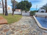 Fantástico chale de 275 metros en la zona de Ampolla con...