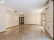 FANTASTICO PISO DE CUATRO DORMITORIOS EN ANGEL GANIVET