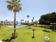 FANTÁSTICO PISO EN PLANTA BAJA CON 3 HABITACIONES A 2...