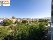 Fantástico piso en urbanización con piscina, garaje y...