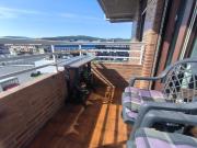 Fantástico piso soleado de tres habitaciones!
