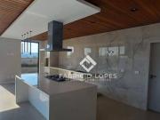 Fantástico Sobrado com 5 suítes à venda, 422 m²...
