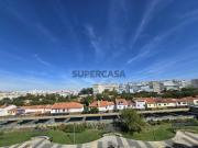 Fantástico T2 junto a Benfica em Prédio com 2 elevadores...