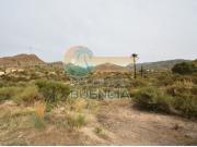 FANTÁSTICO TERRENO CON EDIFICACIÓN Y VISTAS AL MAR EN...