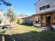 Fantastique maison de deux chambres avec jardin et garage !