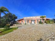 Fantstica Moradia T5 com piscina coberta, campo de...