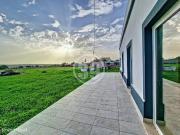 Fantstica propriedade rural, junto aldeia de Tunes, a 10...