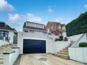 Farley Hill, Luton, 3 Bedroom Detached