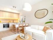 Farm Lane, London, 2 Bedroom Apartment