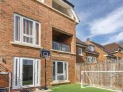 Farnborough, Ash Tree Close, Orpington, 2 Bedroom Apartment