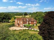 Farnham, Hampshire GU10, 6 bed detached house to rent,... Farnham, Hampshire GU10, 6 bed detached house to rent,...