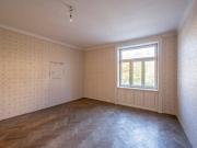 Fasangarten+ Altbau mit Potenzial – 2 Zimmer zum Sanieren