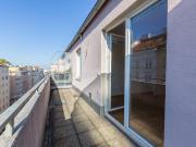 Fasanviertel Neuadaptierte DG Wohnung mit 9 m2...