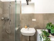 Fashionable & cozy apartment conveniently located close... Fashionable & cozy apartment conveniently located close...