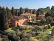 Fattoria Cinquecentesca con cantina e vigneti, Firenze –...