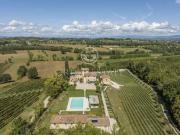 Fattoria Montepulciano Siena DS96312917