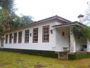 Fazenda com 265 hectares, arquitetura colonial...