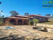 Fazenda com 6 dormitórios à venda, 85616 m² por R$...