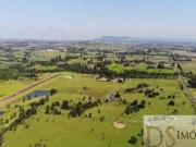 Fazenda de Alto Padrão com Pista de Pouso em Tatuí/SP:...