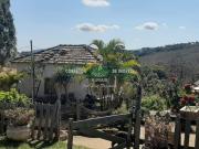 Fazenda no Sul de Minas, bela vista das montanhas, com...