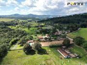 Fazenda para Venda em Vargem/SP Centro 4 Quartos
