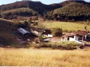 Fazenda / Sítios / Chácaras com 4 quartos à venda em...