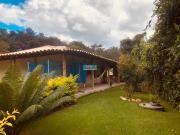Fazenda/Sítio com 3 Quartos e 2 banheiros à Venda, 220...