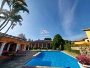 Fazenda/Sítio com 4 Quartos e 3 banheiros à Venda, 237...